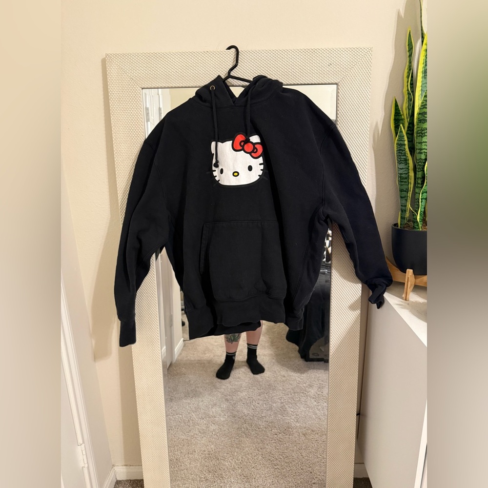 Hello Kitty Black Pullover Hoodie